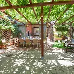 Paradiso Nyaraló Laureana Cilento