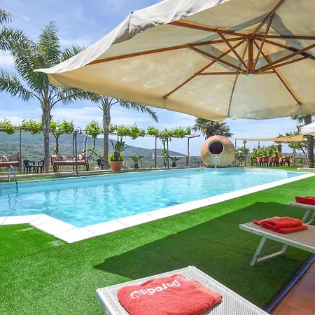 Holiday home Paradiso